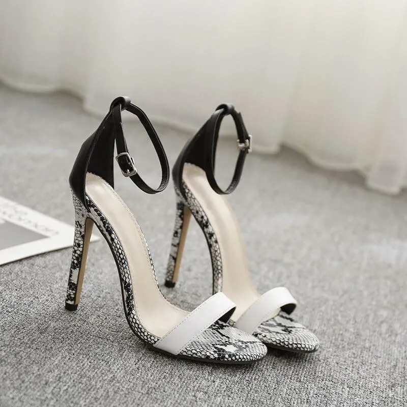 Pointed Toe Open Toe Snakeskin Sandals